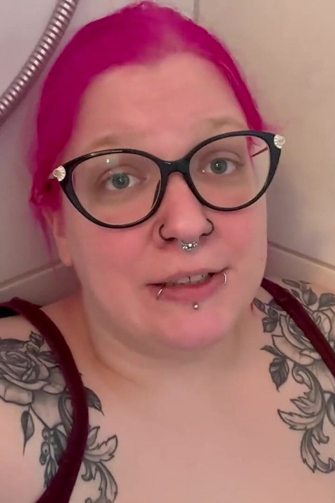 Peeing From My Pussy