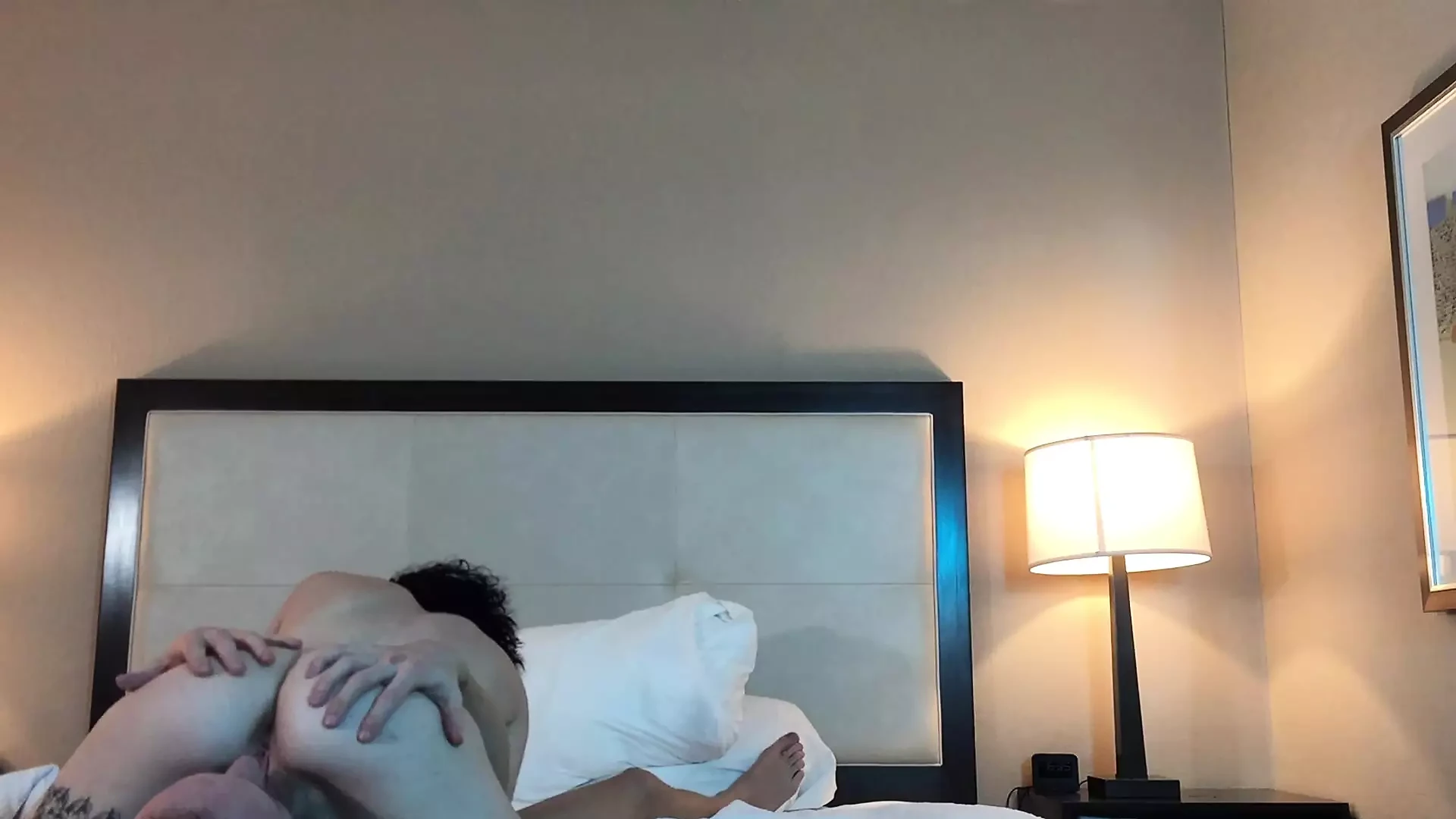 69 sa zgodnom sitnom ženom
