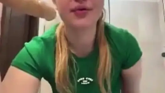 Creampie fucking in the bathroom