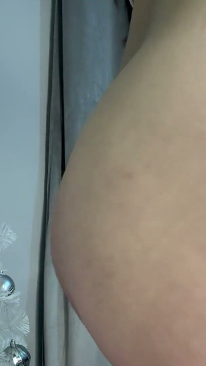 Indian girl with perfect body masturbates and orgasms | Clip 2