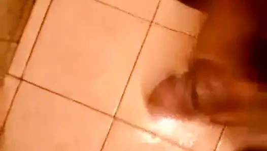 Seksi oğlan elle muamele boşalma