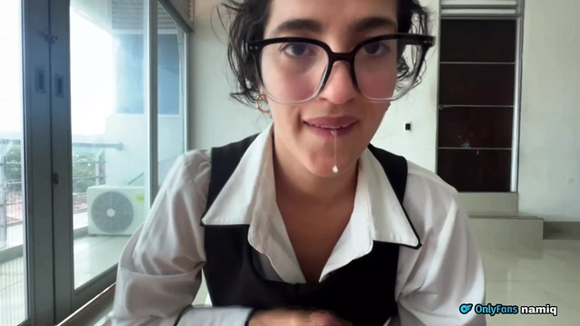 Surprises Me with a Reverse Blowjob Xd