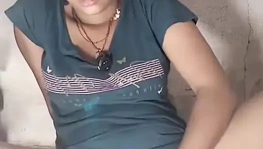 Desi girl in burr 3 fingers of lentil burr water came out Hindi audio masturbation