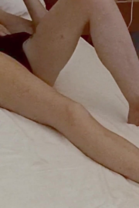Doctor Dominik's Game of Punishing Patient Kelly by Giving Her Orgasms