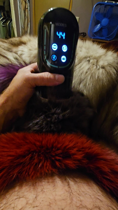 Fur fetish sucking fucking fluffy machine cum dumpster boy toy sexy fur tail