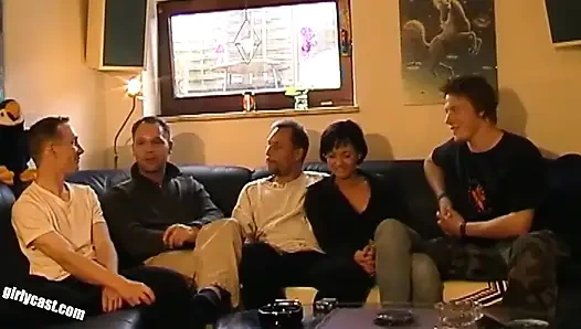 Lisa macht mannie zu einem cuckold