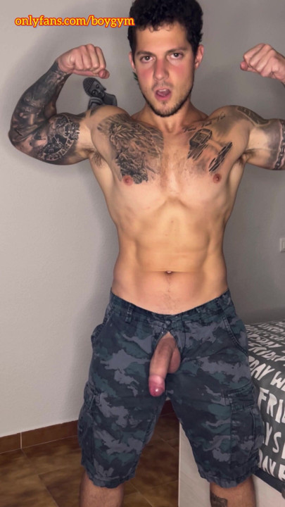 MY BIG MILITARY COCK ENJOYS NO TOUCH