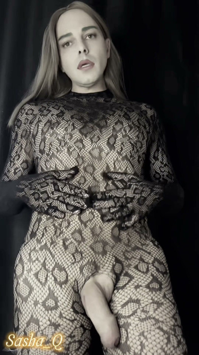 Beautiful trans girl Sasha_Q