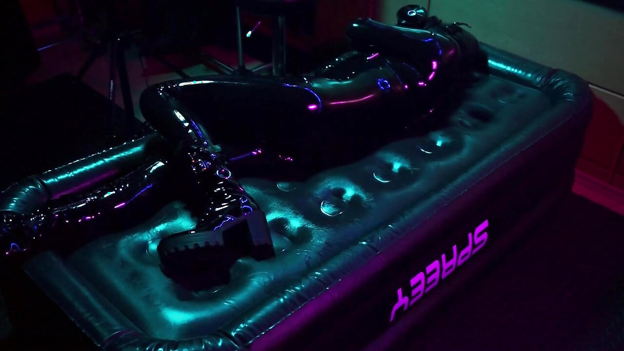 ¡CALIENTE! Fetichismo de Rubberdrone ASMR