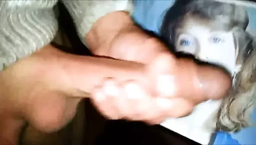 Büyük horoz mastürbasyon üzerinde marcuddles