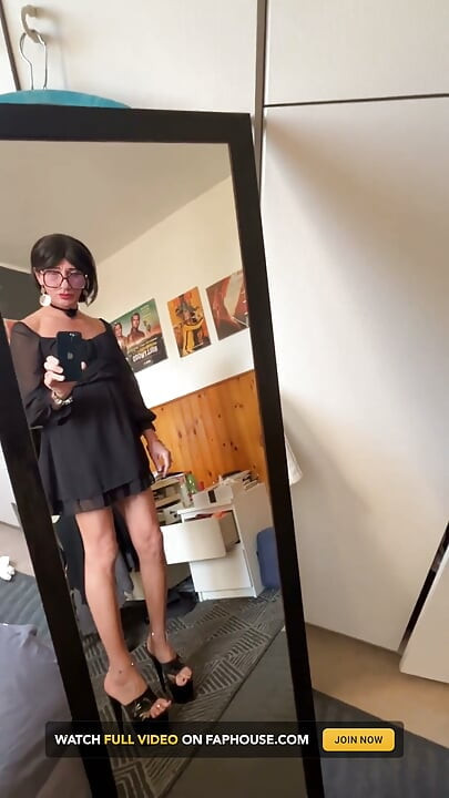Practicing a Sexy Look