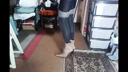 Yüksek topuklar üzerinde cum 556