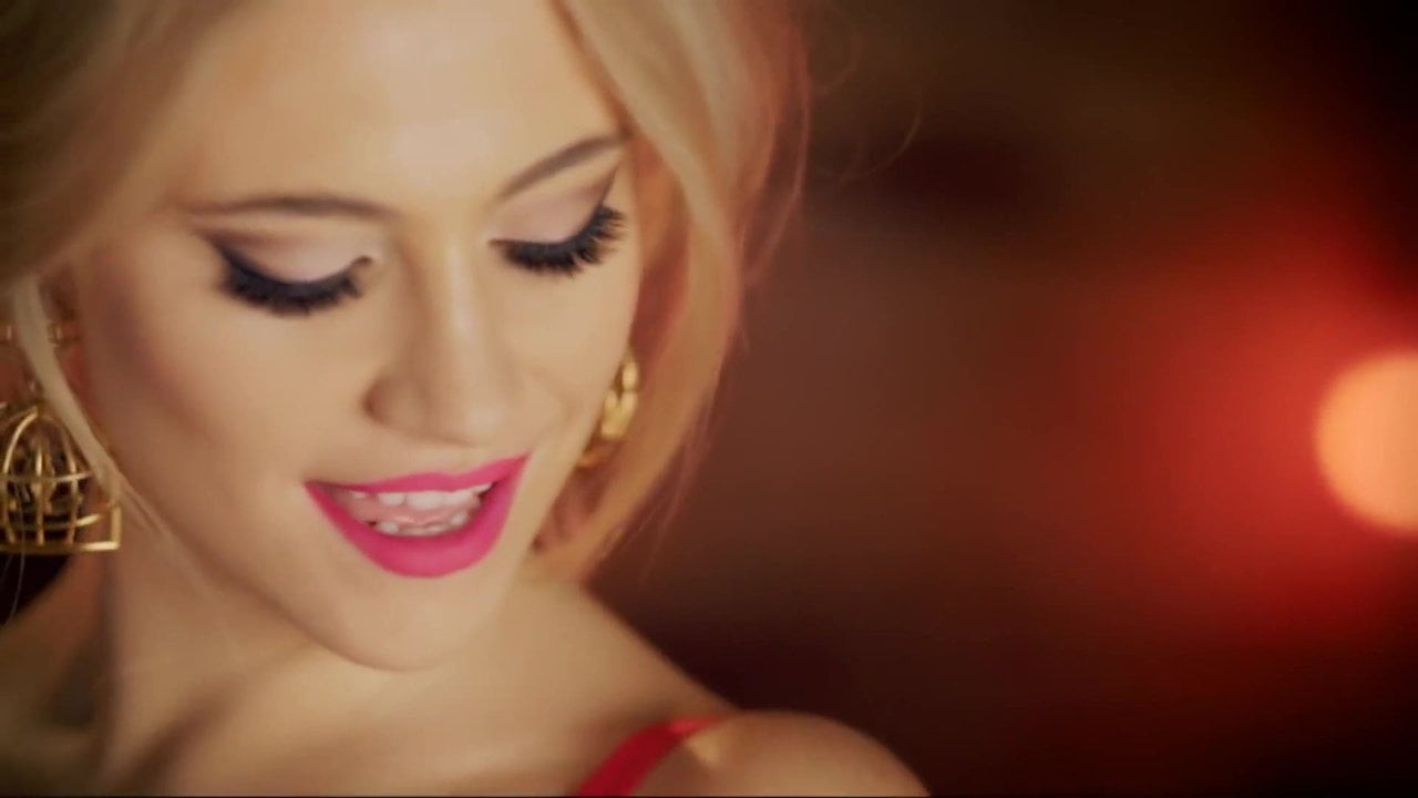 Pixie Lott - Nasty (Behind The Scenes)