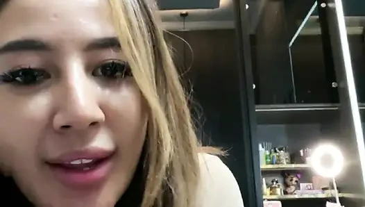 Endonezyalı sanatçı bokep colmek mastürbasyon