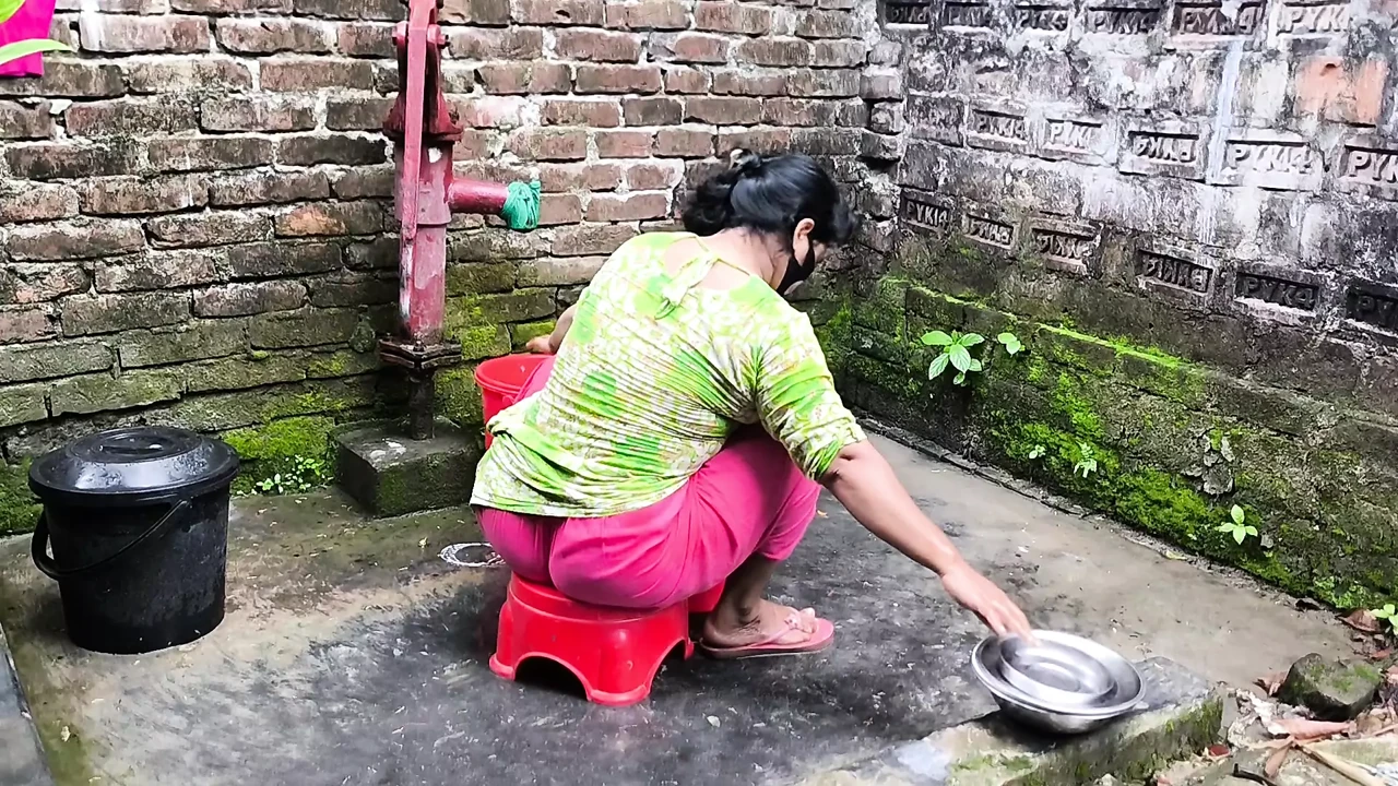 Brother-in-law's first sex video Bhabhi with