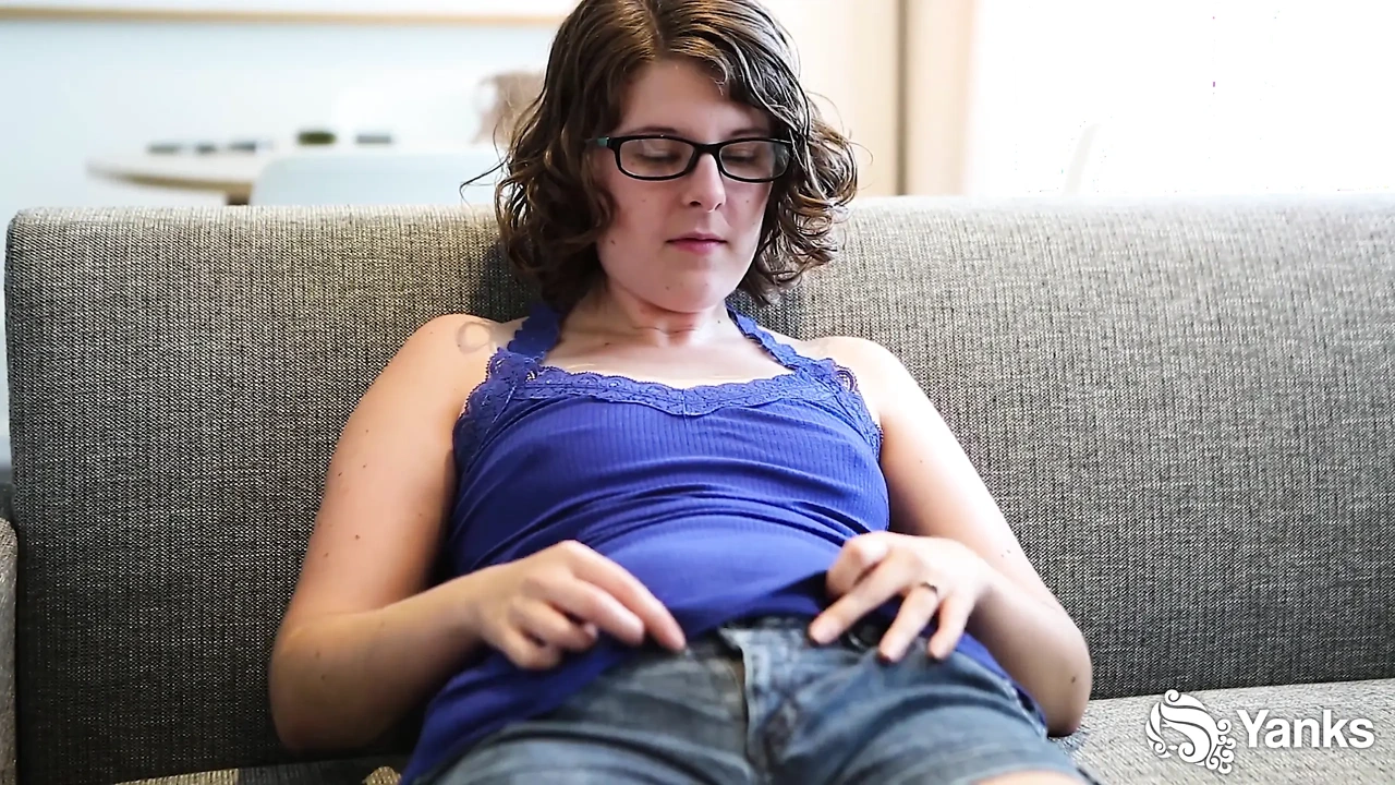 Jada Masturbates Raw – Full Length, 4K Remaster