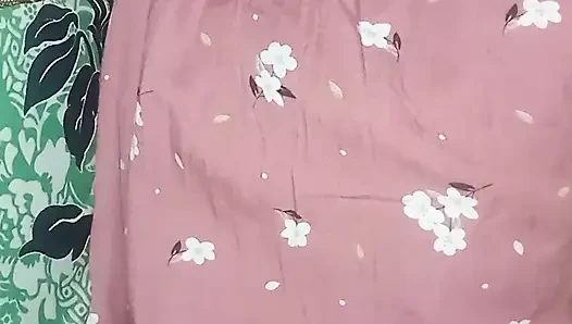 Böyle güzel bir siki olan bir üvey erkek kardeşe sahip olmak çok güzel.