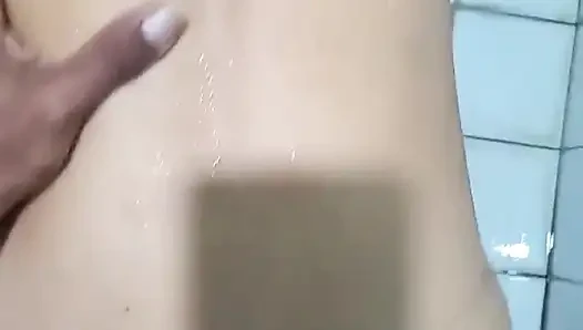 Pinay Girl Shower Blowjob and Fuck