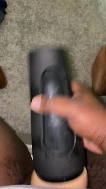Black chub cums from fleshlight