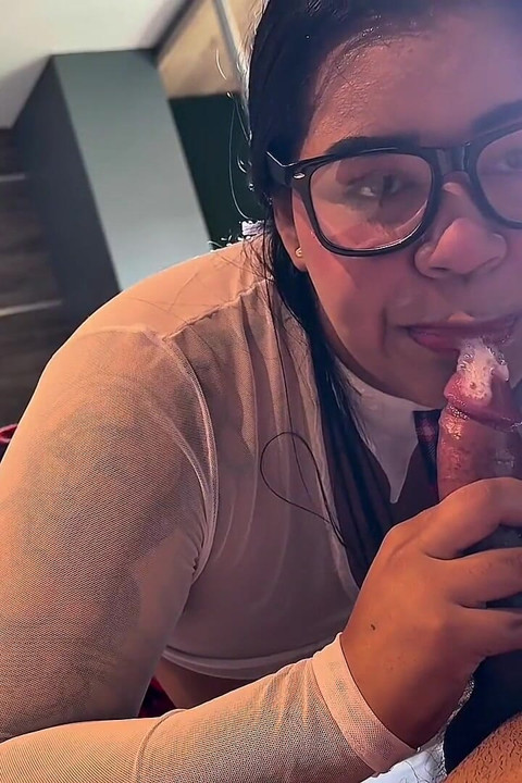 Big-butted Student Lets Her Ass Be Filled with Cum to Pass the Course