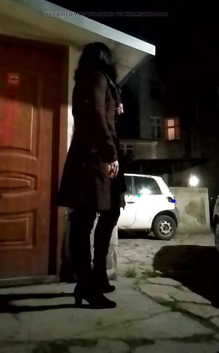 crossdresser polaco bdsm desnudo en público