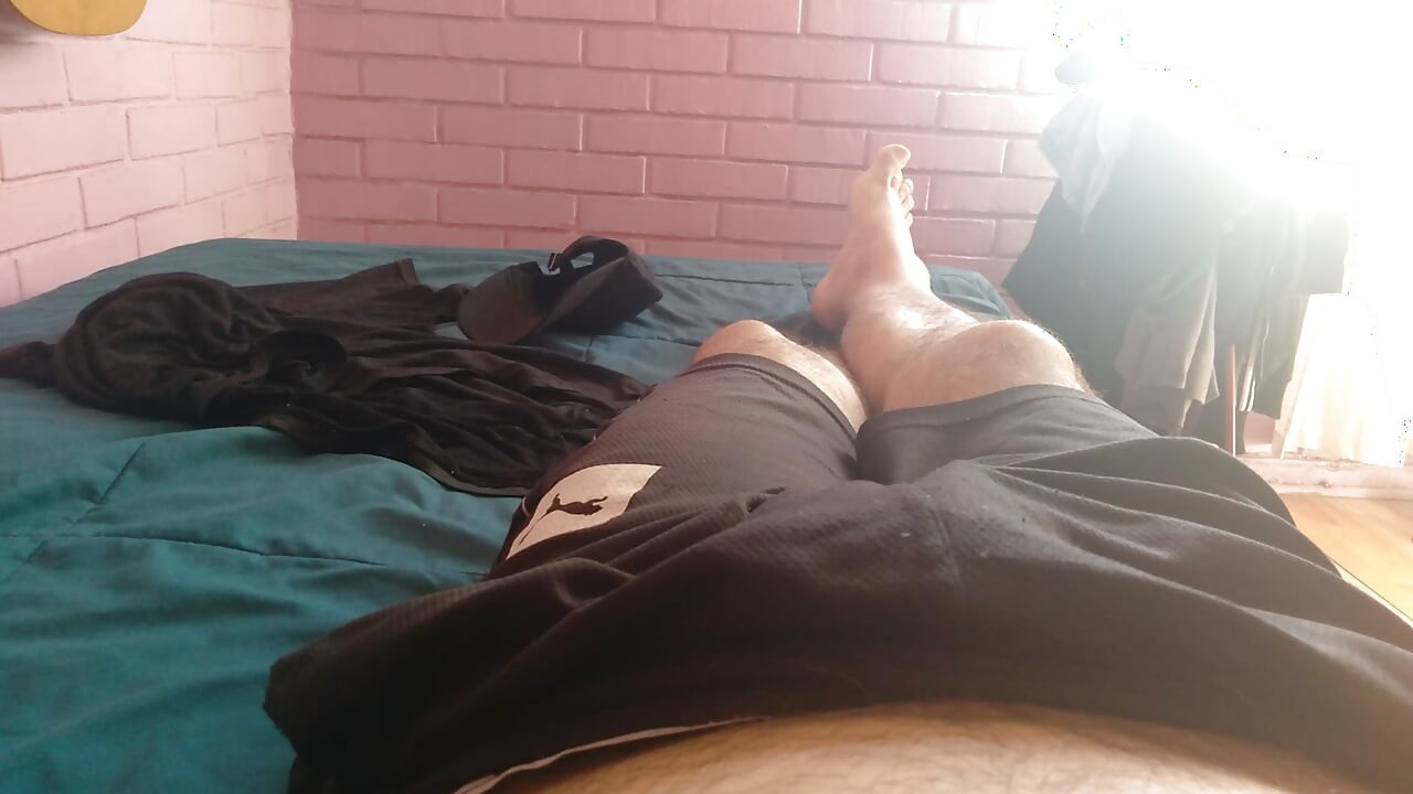 Man wants a great blowjob from his huge cock