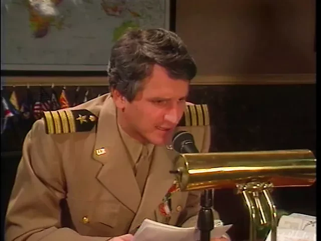 Blonde nymphs give great show for army guy