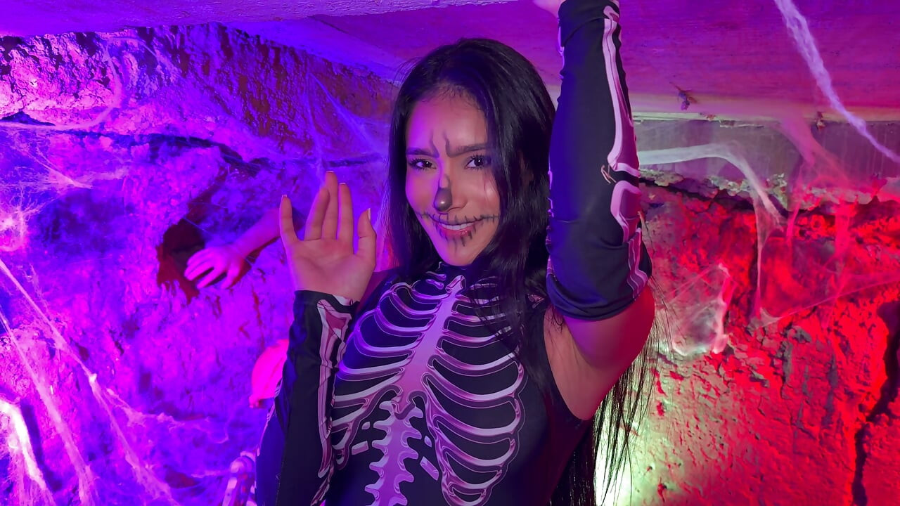 Petite Colombian woman gets aroused upon seeing a skeleton on Halloween night - Carolina Guerrero