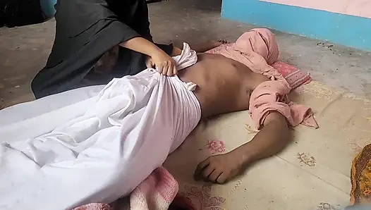 Virales sexvideo mit mütterlicher weiblicher stiefcousine (Bangladesch)