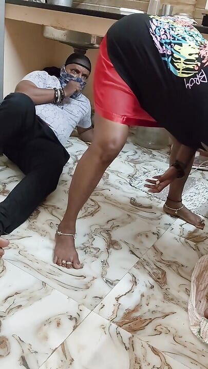 운 좋은 배관공과 불운한 하녀