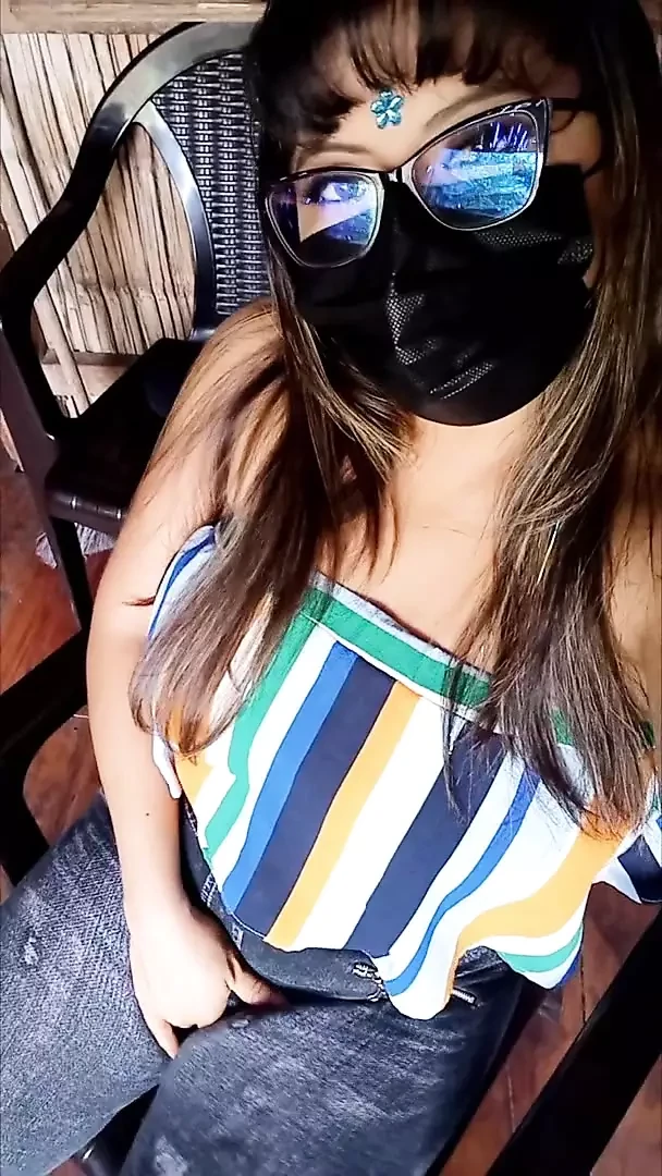 latin homemade porn!! beautiful teen (18+) wants to fuck in a foursome and have many penetrations at the same time
