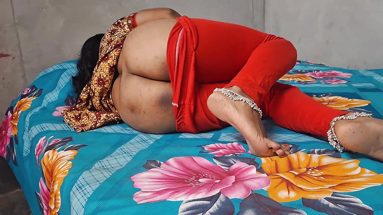 indian desi Stepbrother is giving high quality sex and licking to his stepsister with his big Cock. viral video