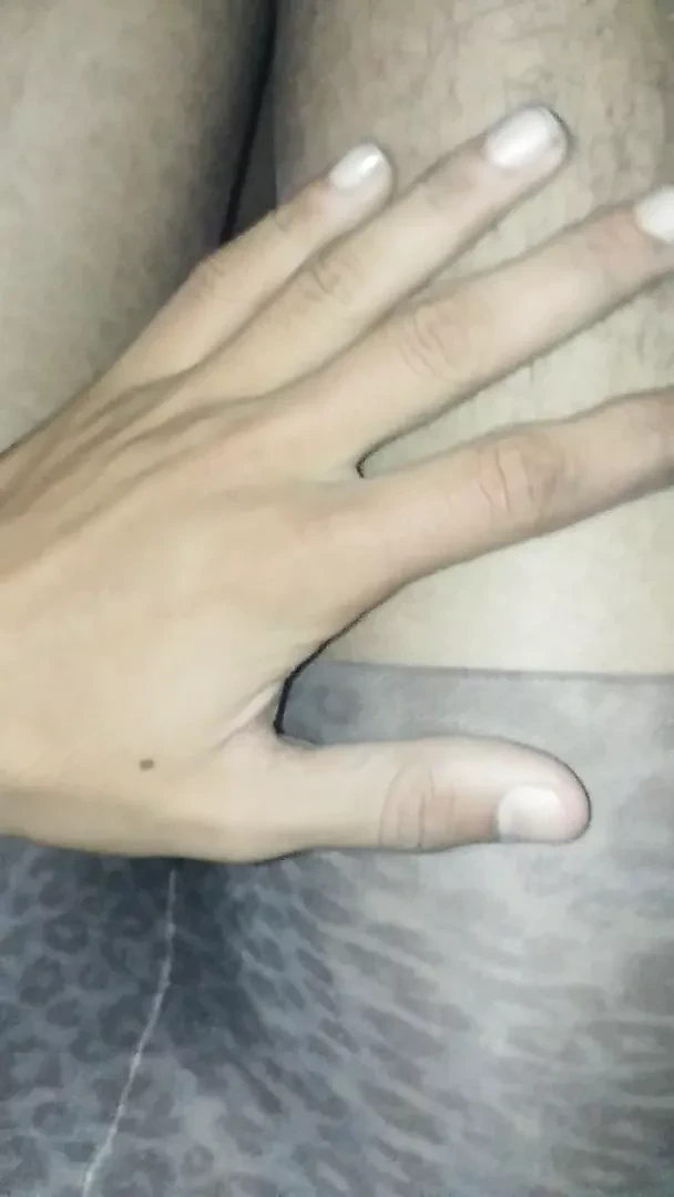 Open pent show Beautifull Legs in Pantyhose