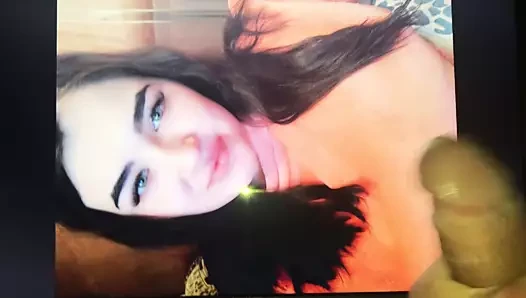 Kristina ukrainena seksi kaltak.. beni deli ediyor