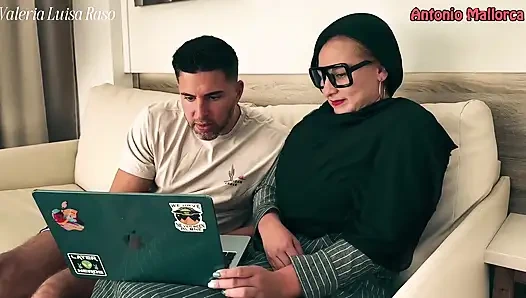 Pelacur muslim hot dijaga dari pelajaran seks kami sama sekali