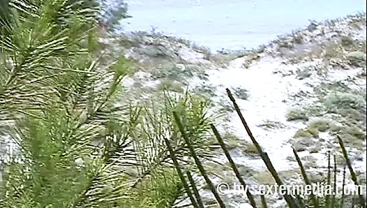 Sexy MILF Nackt Am Fkk Strand