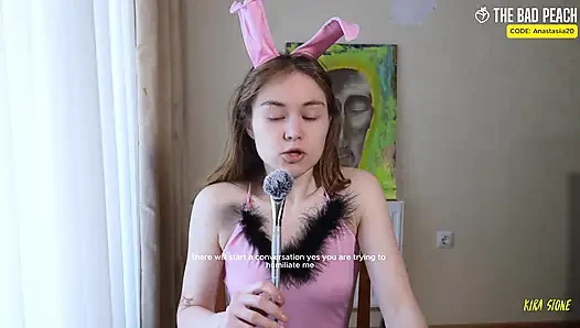 Fertig! Natürlich. Ich schaue mir ein Spielzeug im Hasenkostüm an. Bad Peach))))))