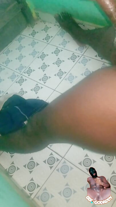 Very Long Dick First Time Public Washroom Masturbating