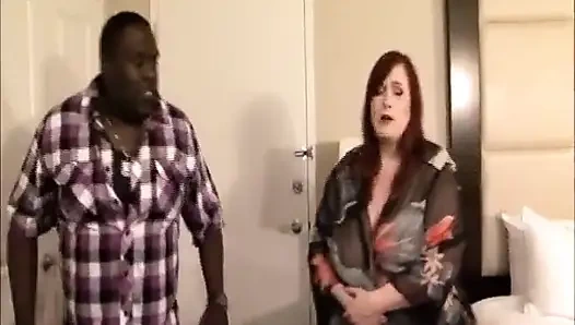 Толстая милфа