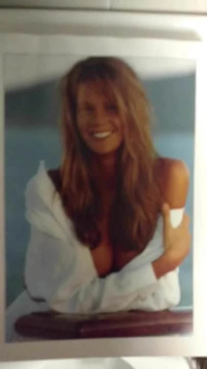 Elle MacPherson calendar cum
