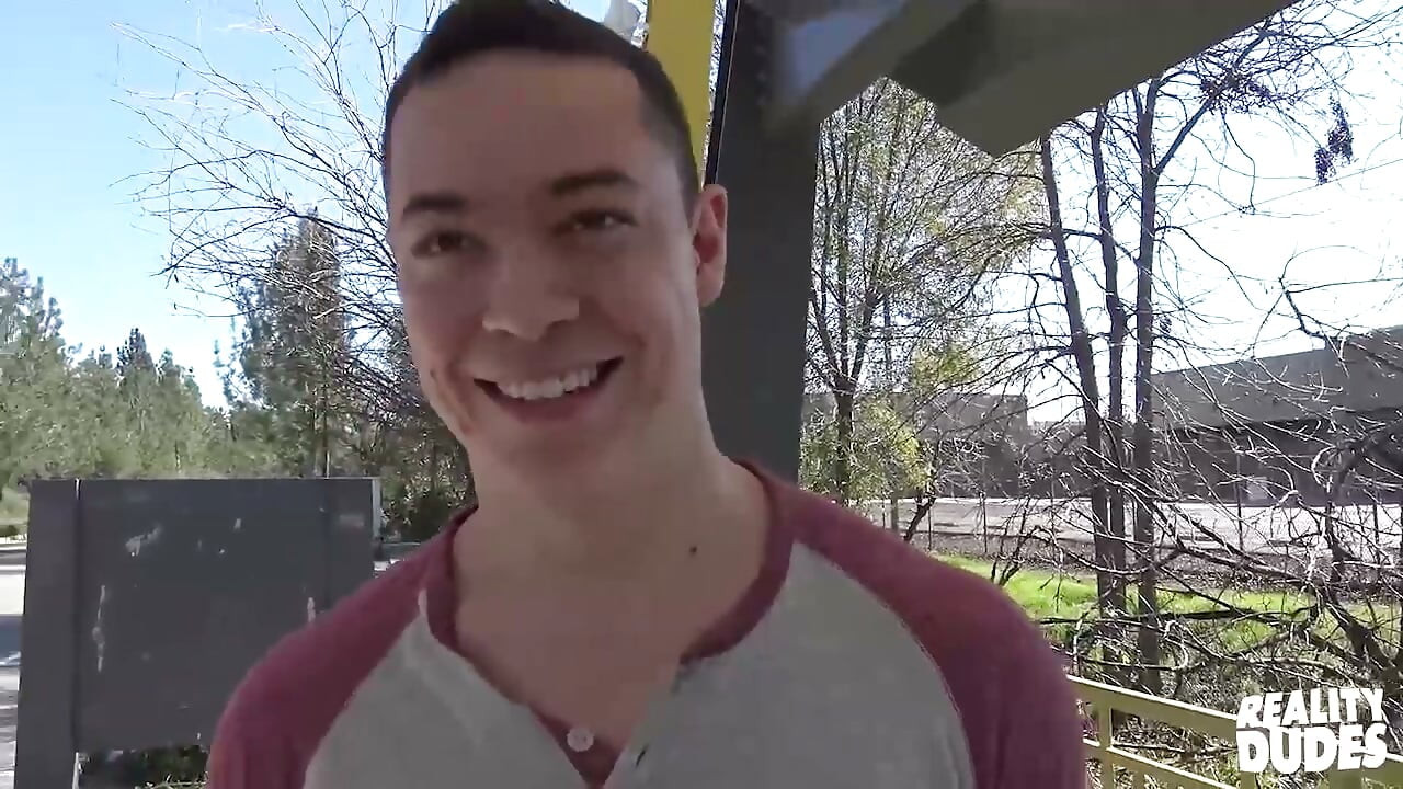 REALITY DUDES - This Straight Jock Accepted A Cash Offer To Suck Some Cock And Get Fucked