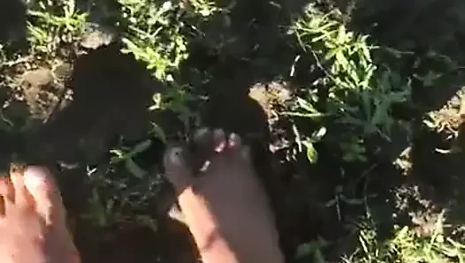 Çamurlu ayaklar