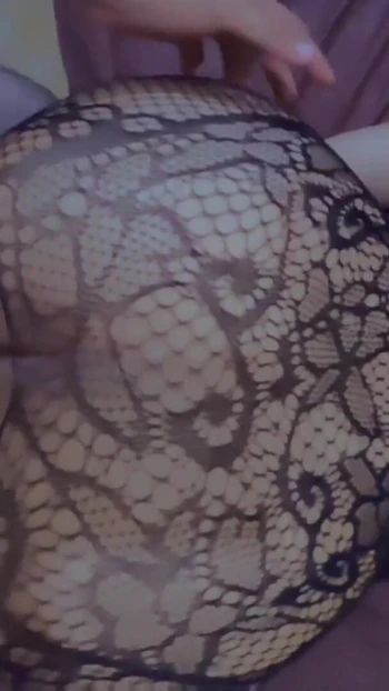 Lenyűgöző pillanat a "Lustful Asian Wife Gets Creampie In The Morning" című filmből