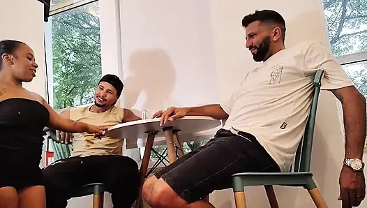 Два брата в интервью для Tiffany Montavani сидели на карлике