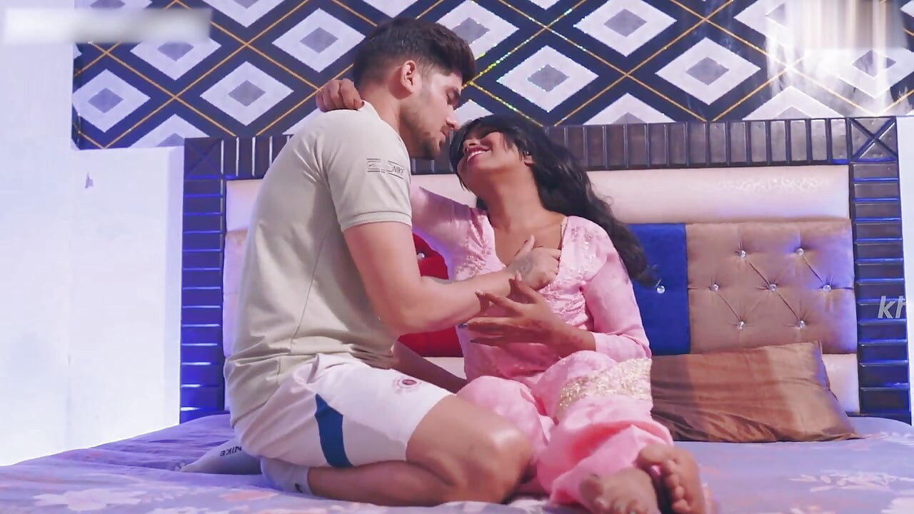 Kaamwali ne paiso k badle me malik se krwayi chudai hd clear audio