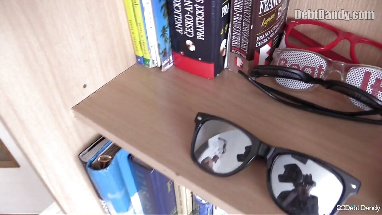 Czech Hunter - Naughty Debt Dandy Meets a Good Looking Casanova in His Apartmen