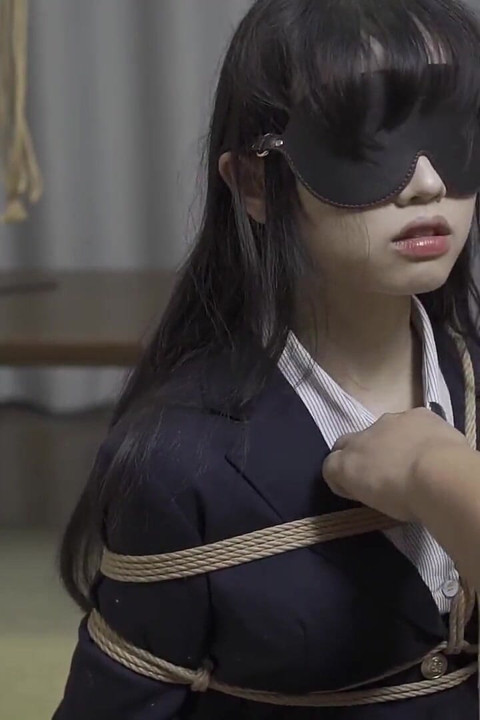 Using a Vibrator to Bring a Girl to Orgasm