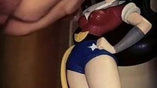 Postać bomba bukkake Wonder Woman 2
