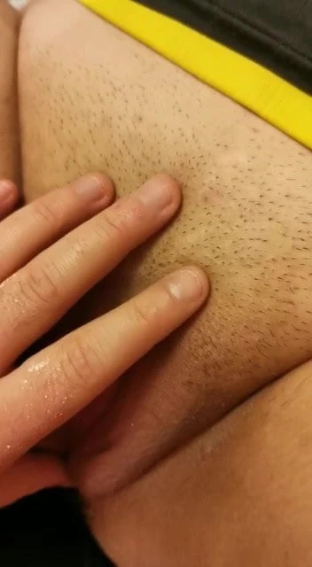 Memancut mani