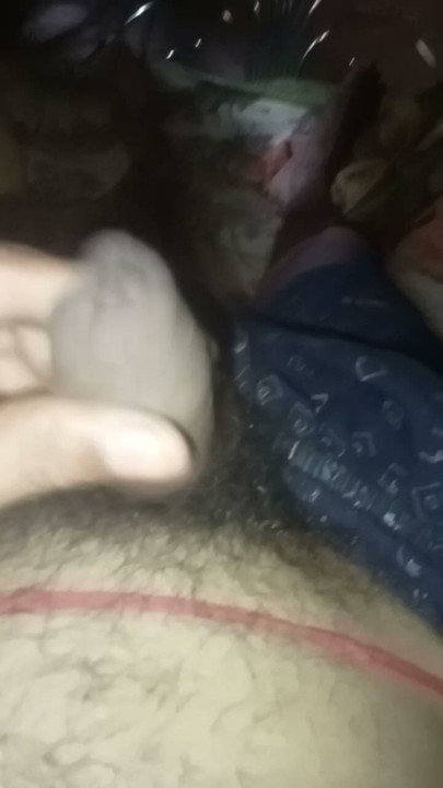 Merhaba, ben Bengalli bir çocuğum